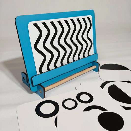 Flashcard holder for tummy time